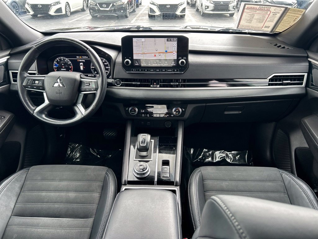 Used 2023 Mitsubishi Outlander SE Black Edition AWD/4WD image 10