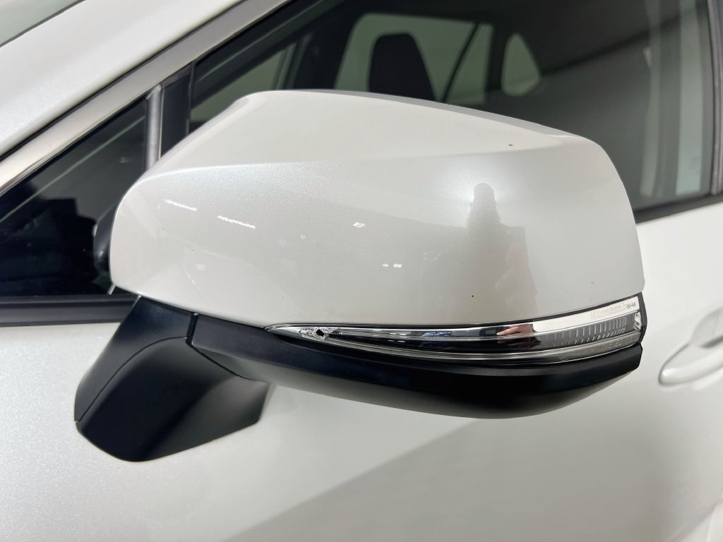 Used 2025 Toyota RAV4 XLE Premium w/ Weather Package FWD image 9