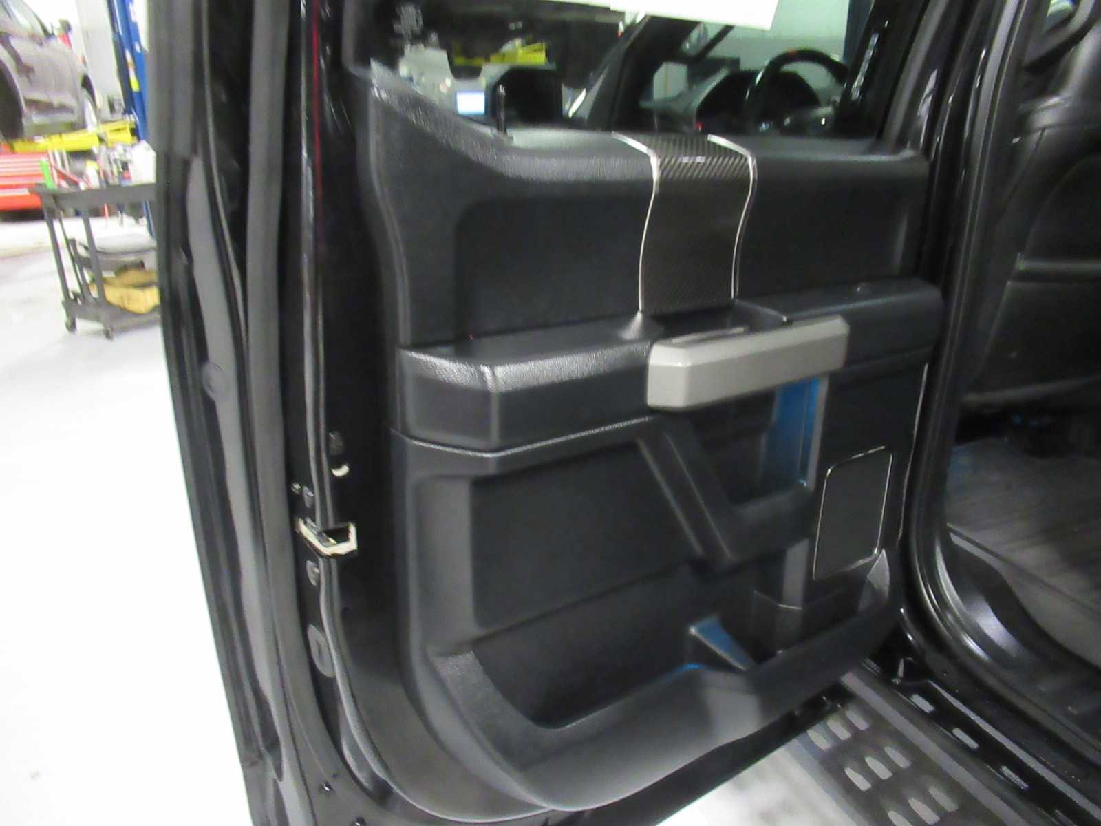 Used 2019 Ford F150 Raptor w/ Equipment Group 802A Luxury image 22