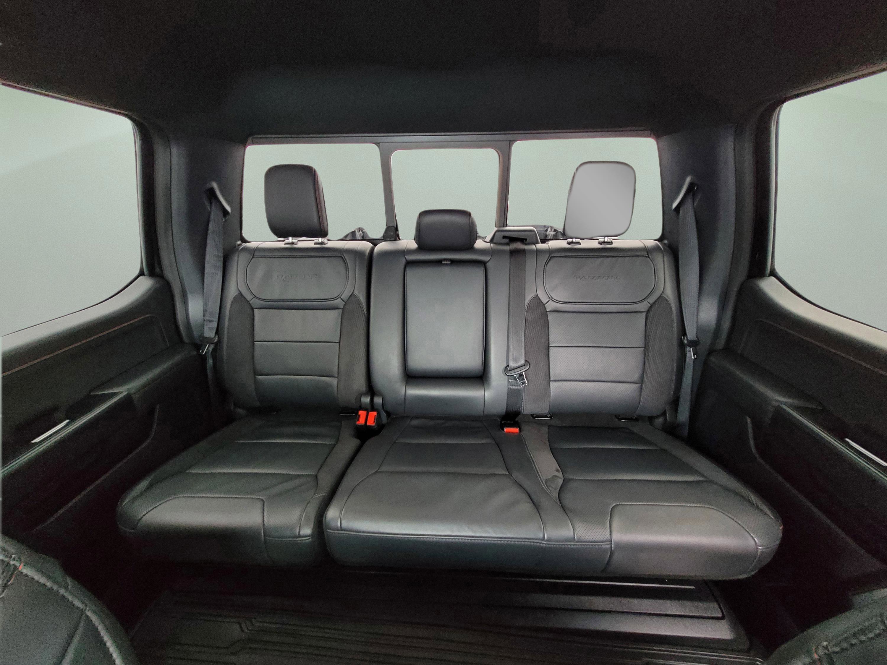 Used 2025 Ford F150 Raptor image 44