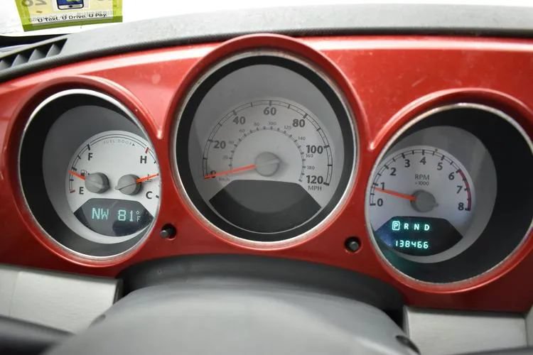 Used 2009 Chrysler PT Cruiser FWD image 23