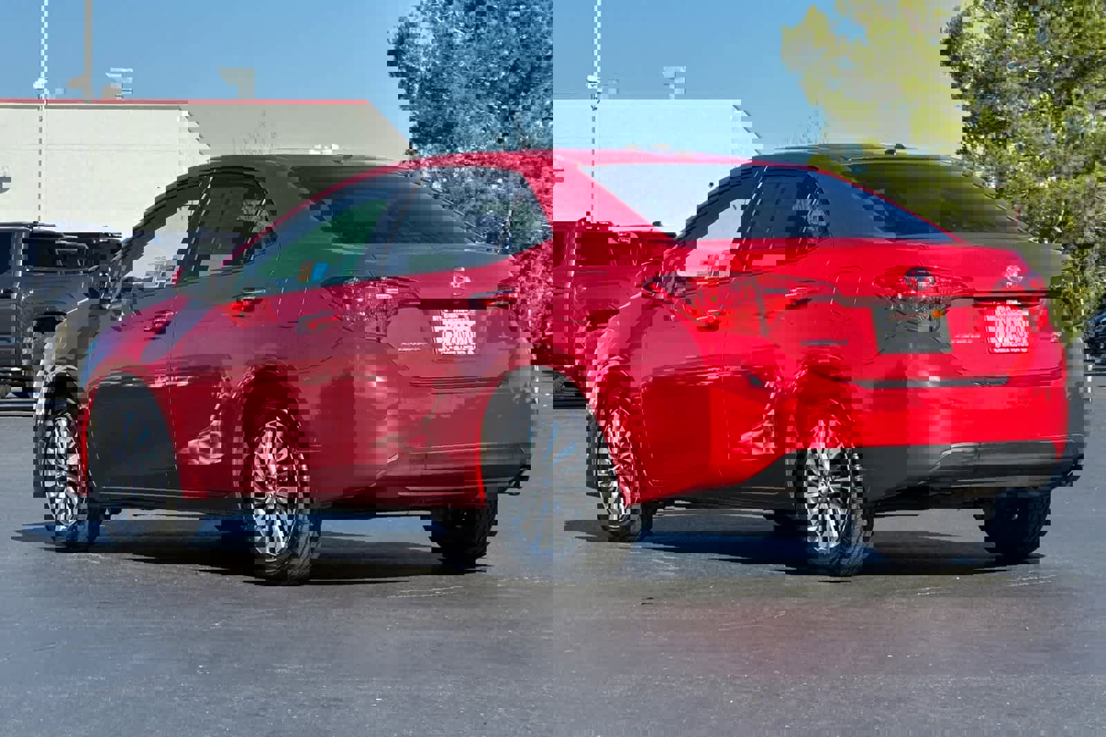 Used 2017 Toyota Corolla XLE image 7