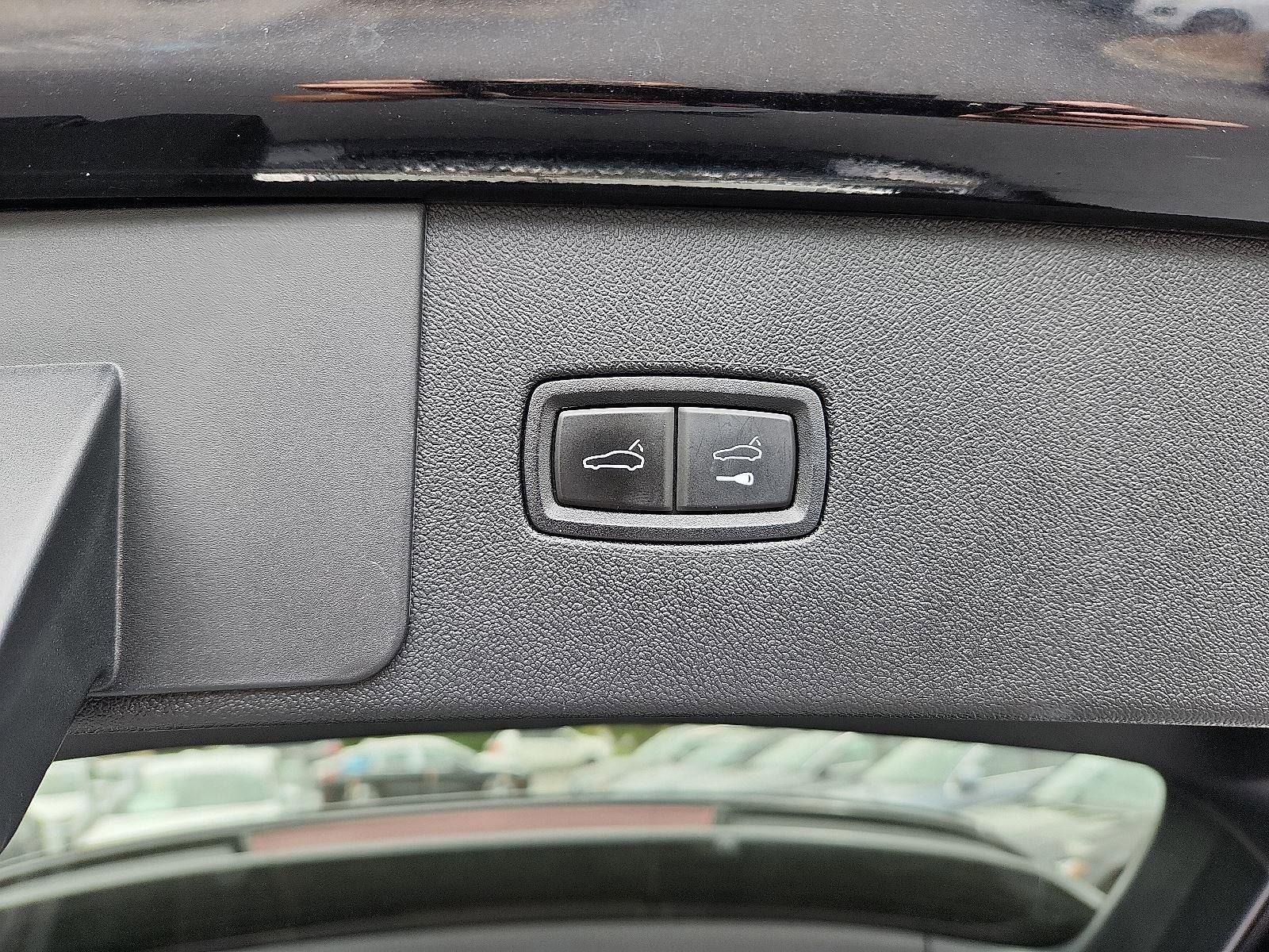 Used 2020 Porsche Cayenne Turbo image 30