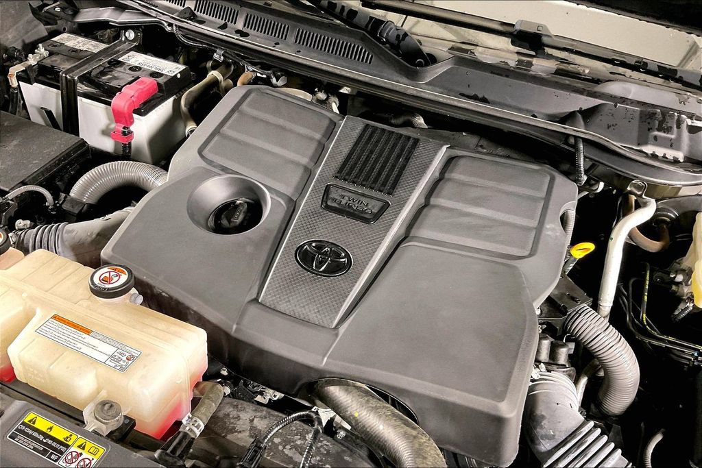 Used 2023 Toyota Tundra SR5 AWD/4WD image 40