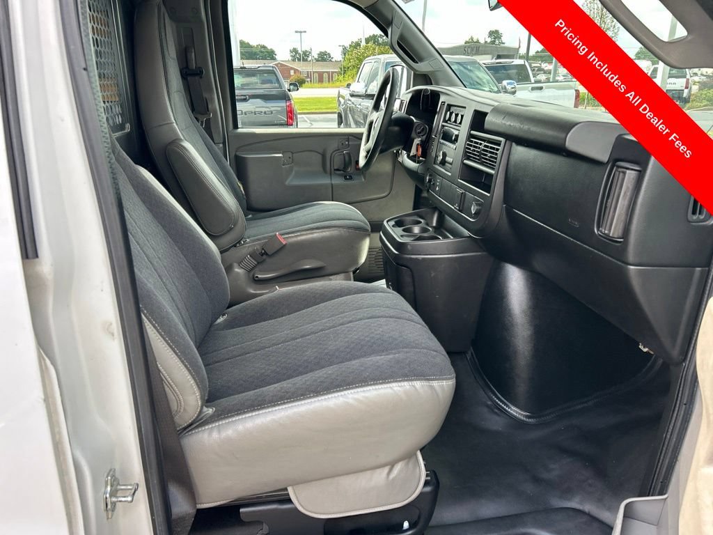 Used 2018 GMC Savana 2500 w/ Driver Convenience Package RWD image 14
