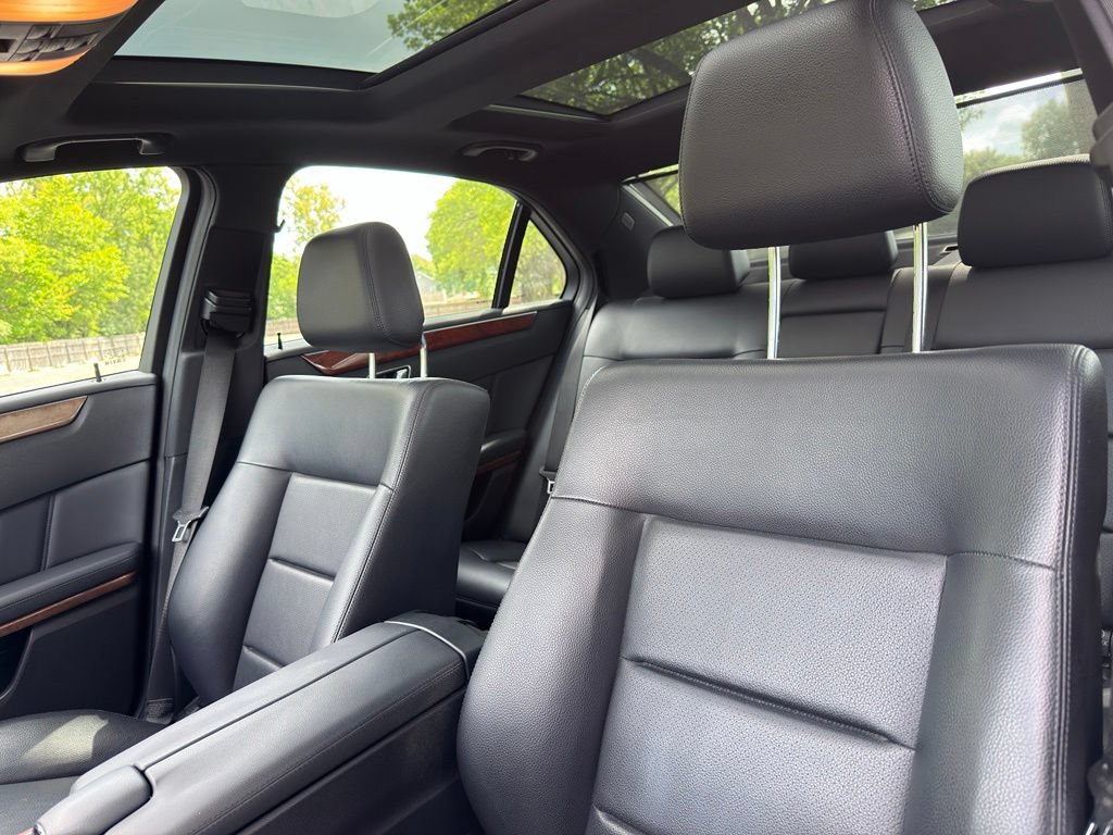 Used 2012 Mercedes-Benz E 350 4MATIC Sedan image 20