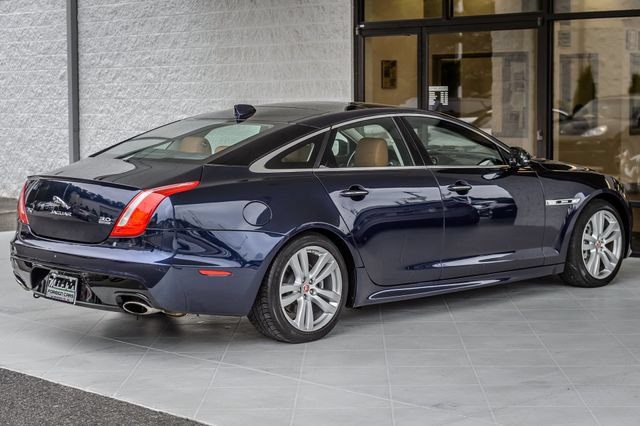 Used 2016 Jaguar XJ R-Sport AWD/4WD image 9
