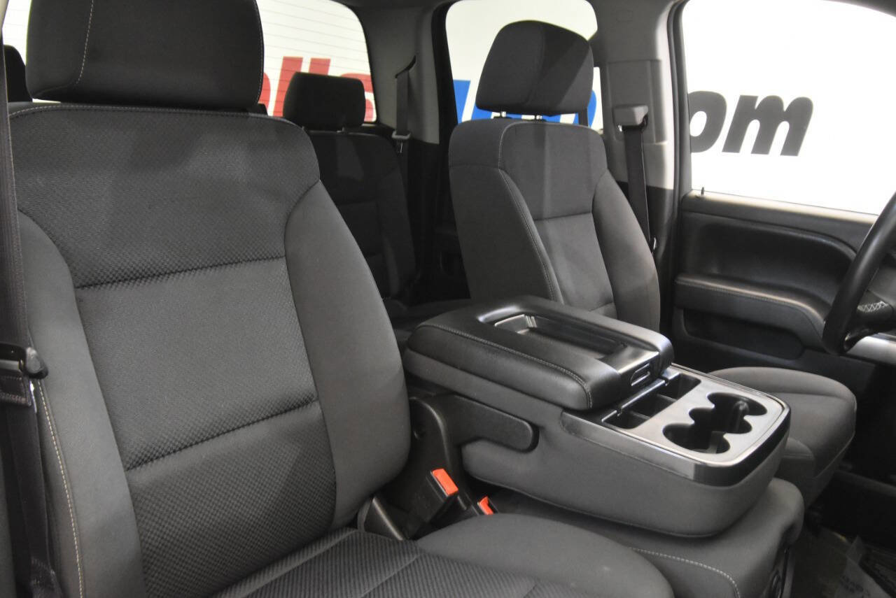 Used 2017 Chevrolet Silverado 1500 LT w/ All Star Edition image 17