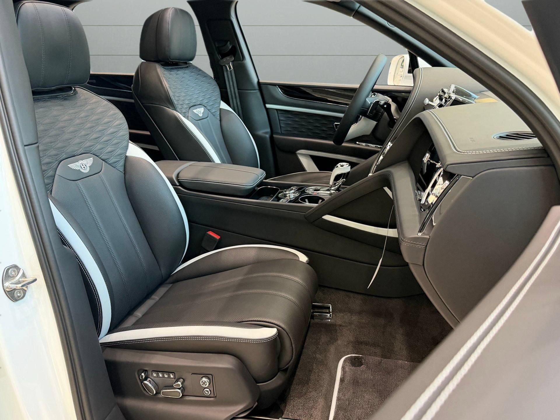 New 2026 Bentley Bentayga Speed AWD/4WD image 37