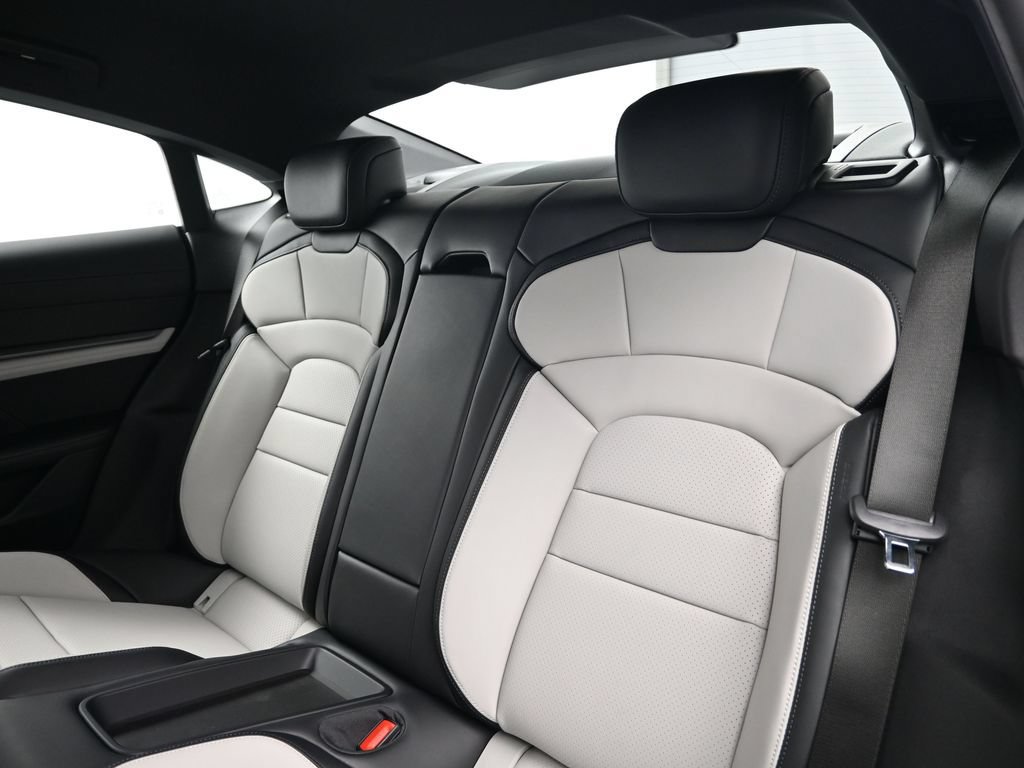 New 2026 Porsche Taycan 4S AWD/4WD image 6