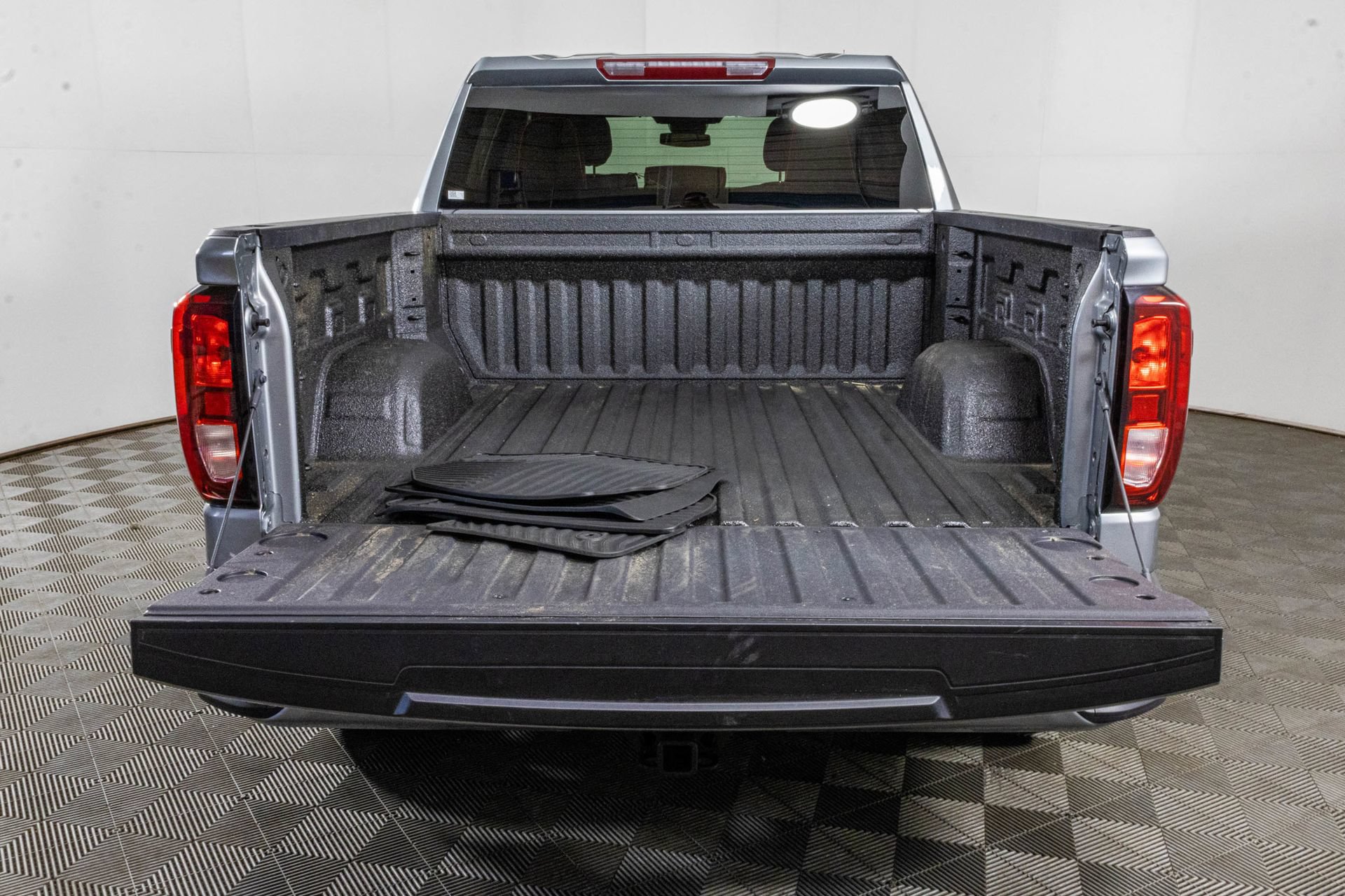 Used 2026 GMC Sierra 1500 Elevation AWD/4WD image 39