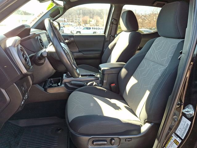 Certified 2023 Toyota Tacoma TRD Off-Road image 13