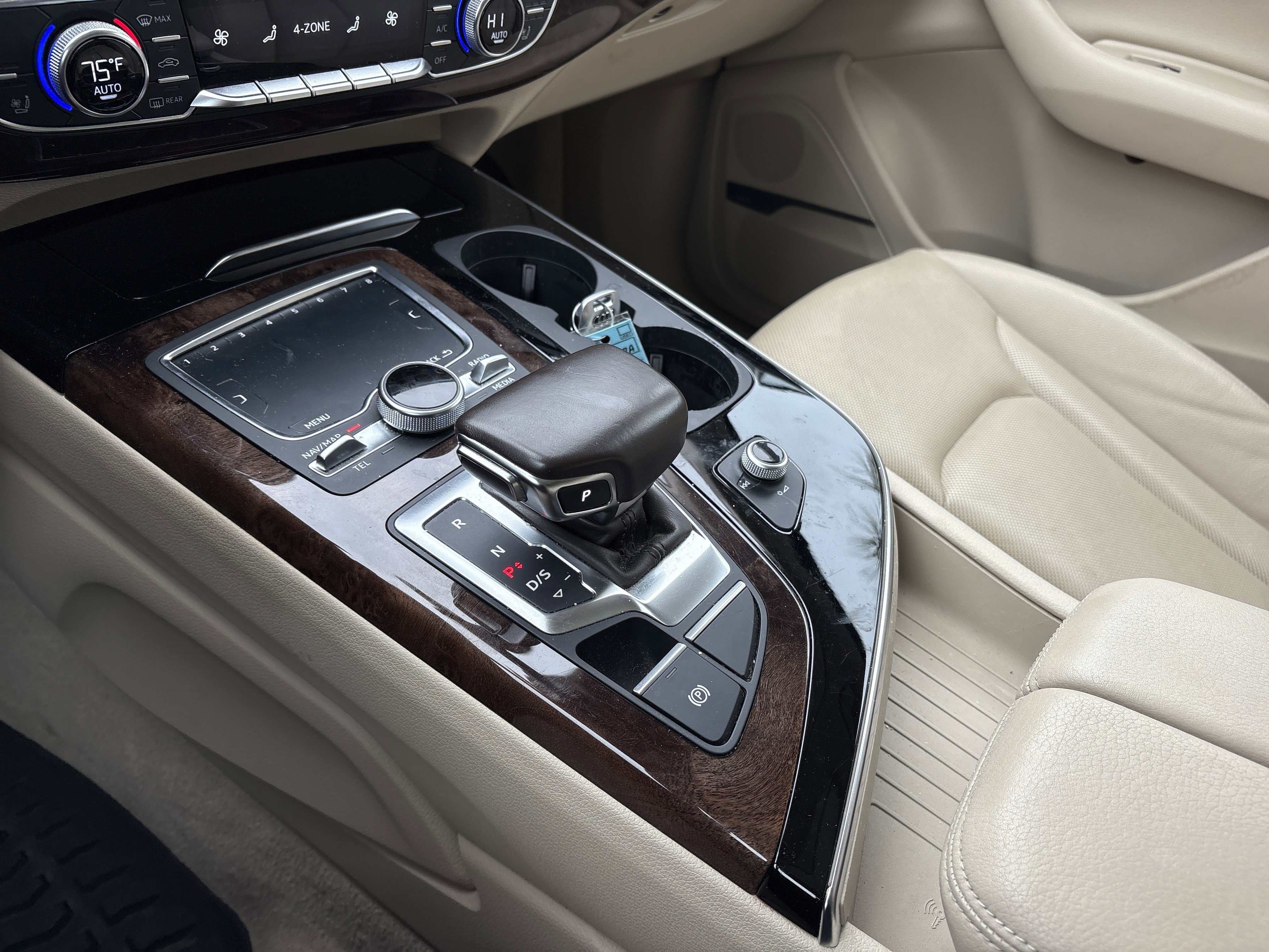 Used 2019 Audi Q7 3.0T Prestige w/ Prestige Package image 26