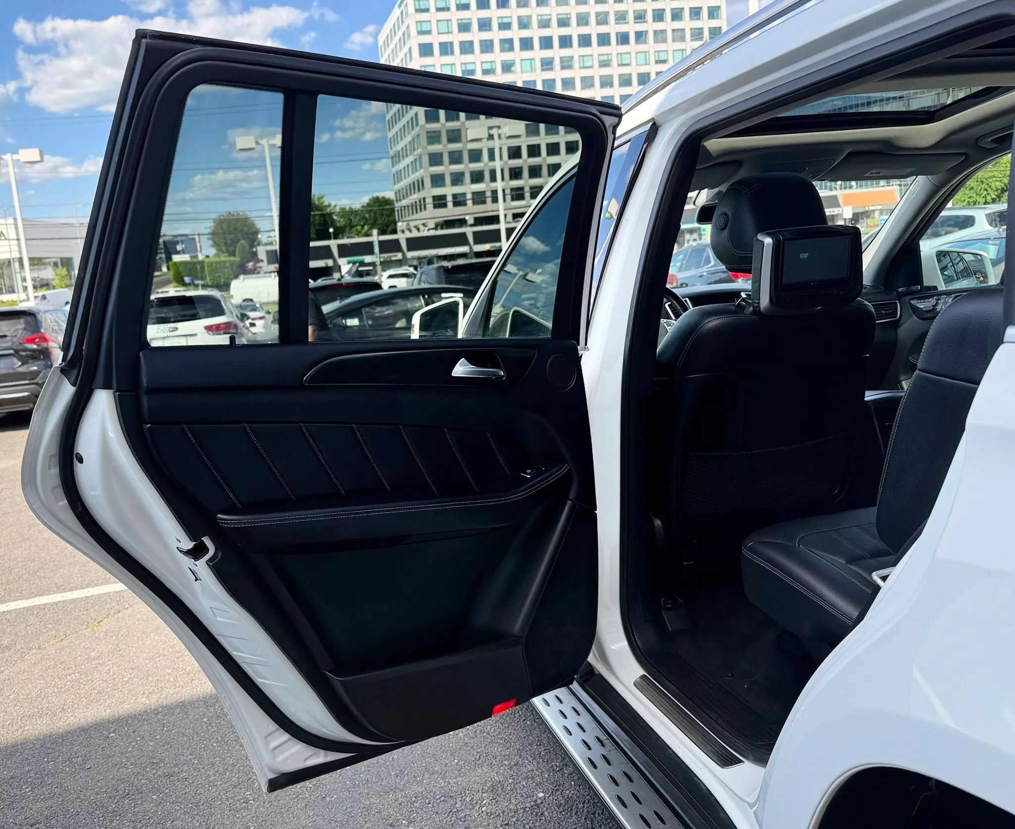 Used 2016 Mercedes-Benz GL 450 4MATIC image 29