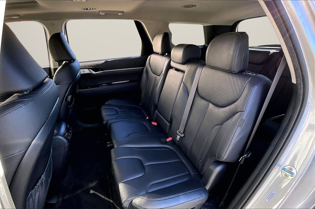 Used 2023 Hyundai Palisade SEL image 23