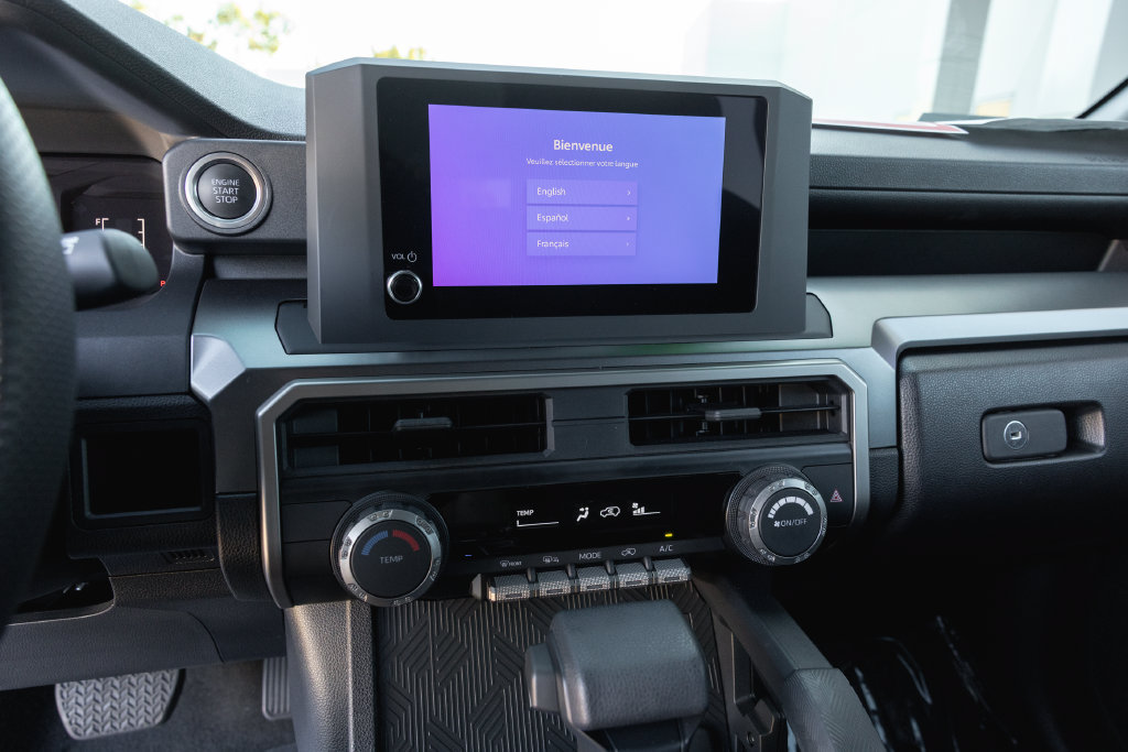 Certified 2025 Toyota 4Runner SR5 AWD/4WD image 17