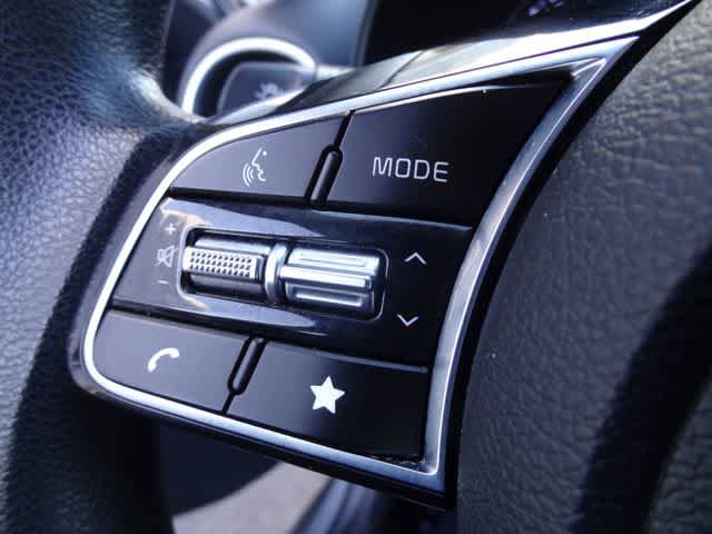 Used 2022 Kia Forte LXS image 16
