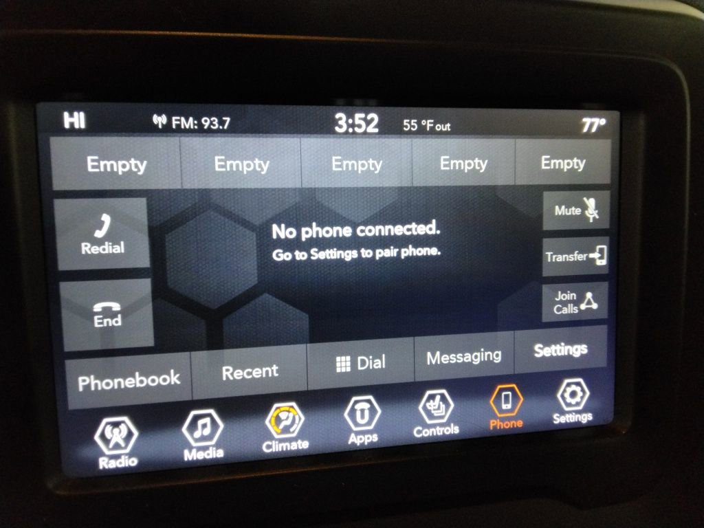 Used 2020 Jeep Renegade Limited w/ Safety and Security Group AWD/4WD image 27