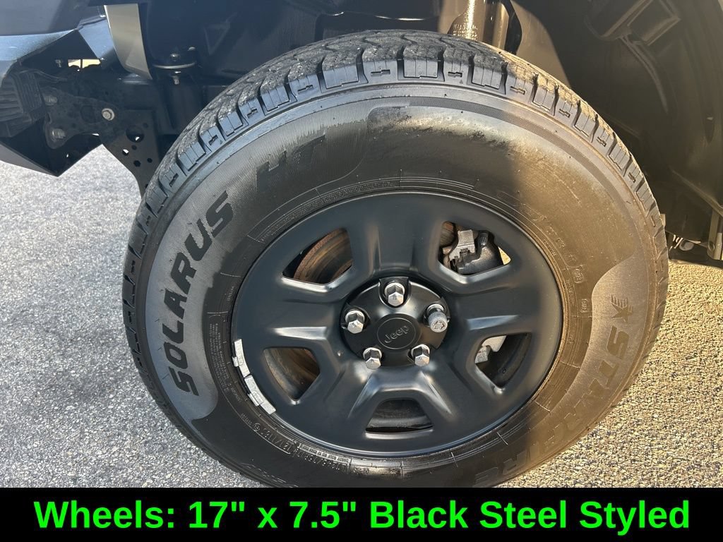 Used 2020 Jeep Gladiator Sport AWD/4WD image 19