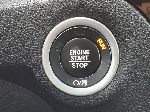 Used 2022 Chrysler 300 S w/ Comfort Group RWD image 21