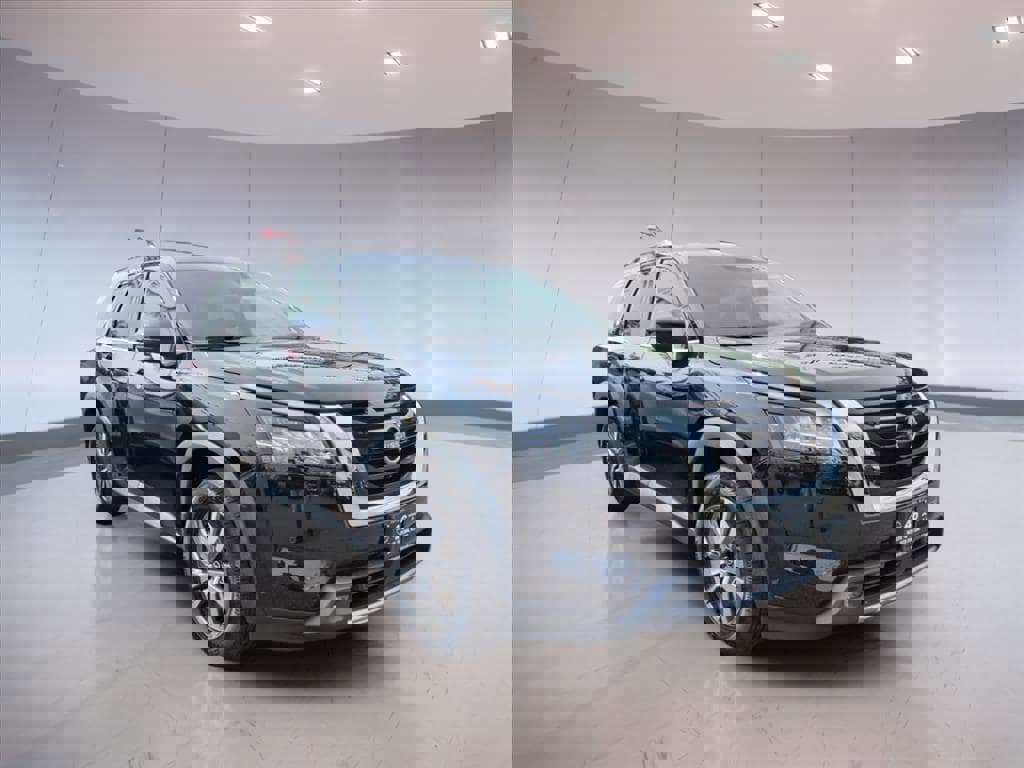 Used 2022 Nissan Pathfinder SL