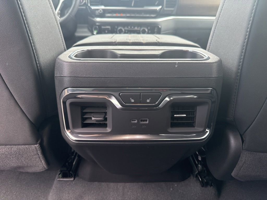 New 2026 Chevrolet Silverado 1500 High Country AWD/4WD image 13