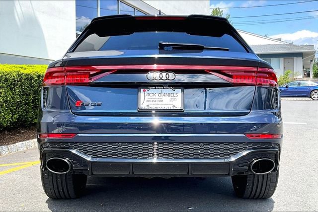 Used 2024 Audi RS Q8 AWD/4WD image 4