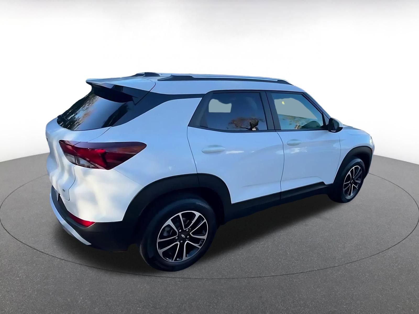 Used 2025 Chevrolet TrailBlazer LT image 15