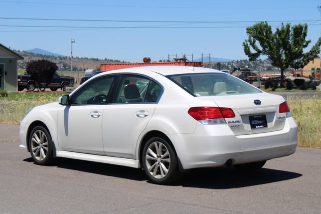 Used 2014 Subaru Legacy 2.5i Premium AWD/4WD image 3