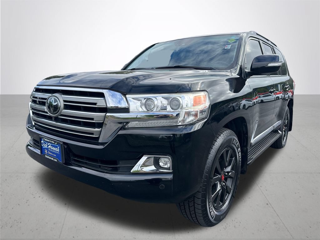 Used 2016 Toyota Land Cruiser AWD/4WD image 2