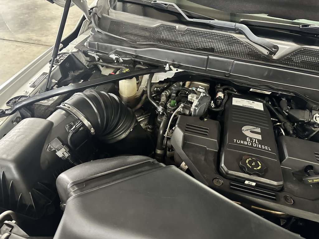 Used 2020 RAM 3500 Laramie image 31