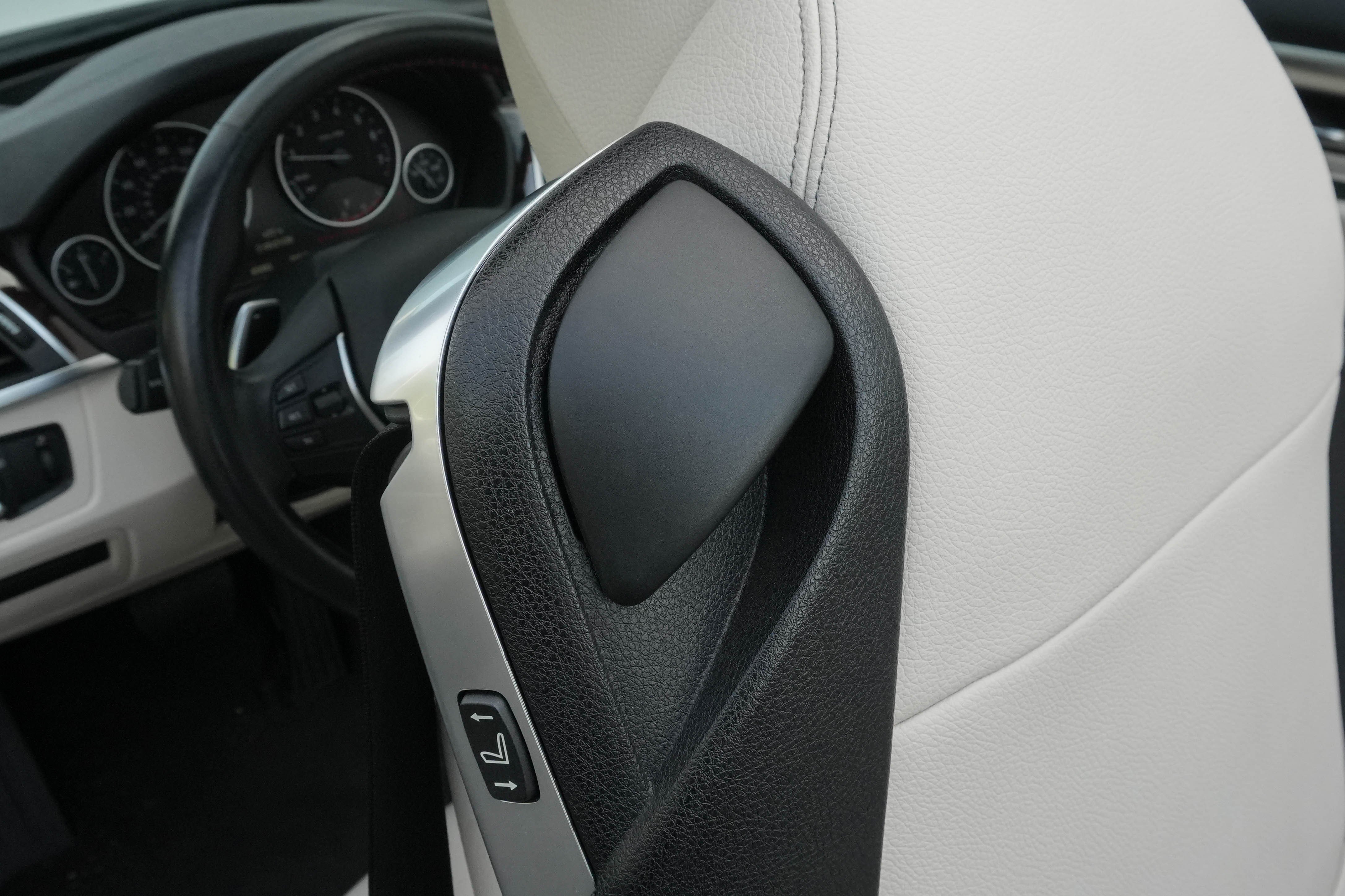 Used 2018 BMW 430i Convertible RWD image 37
