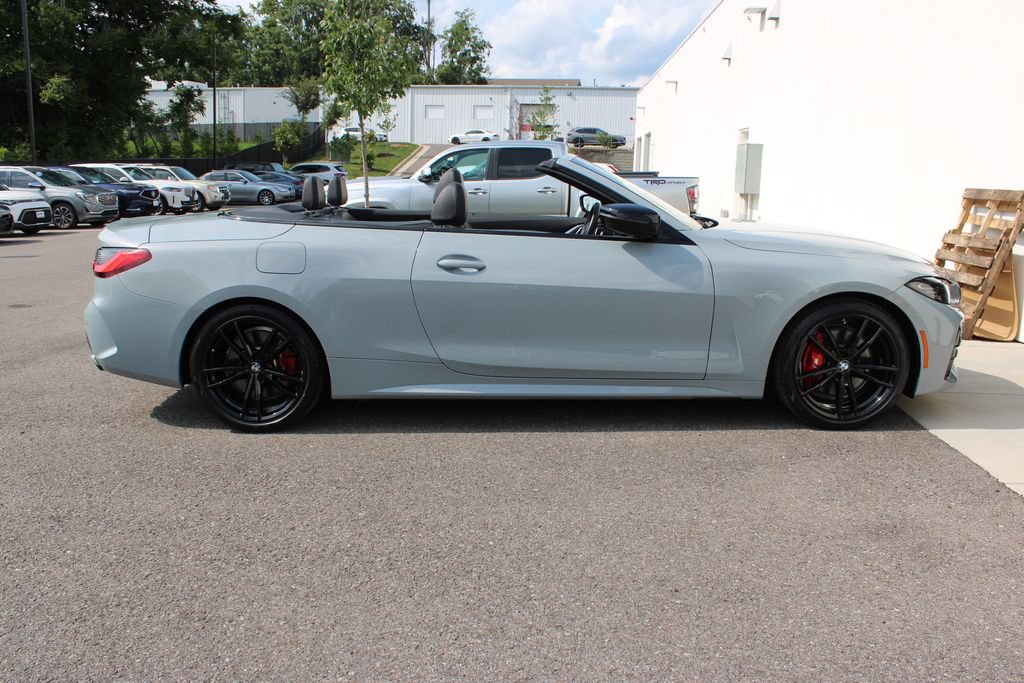 Used 2024 BMW M440i Convertible w/ Shadowloine Package RWD image 38