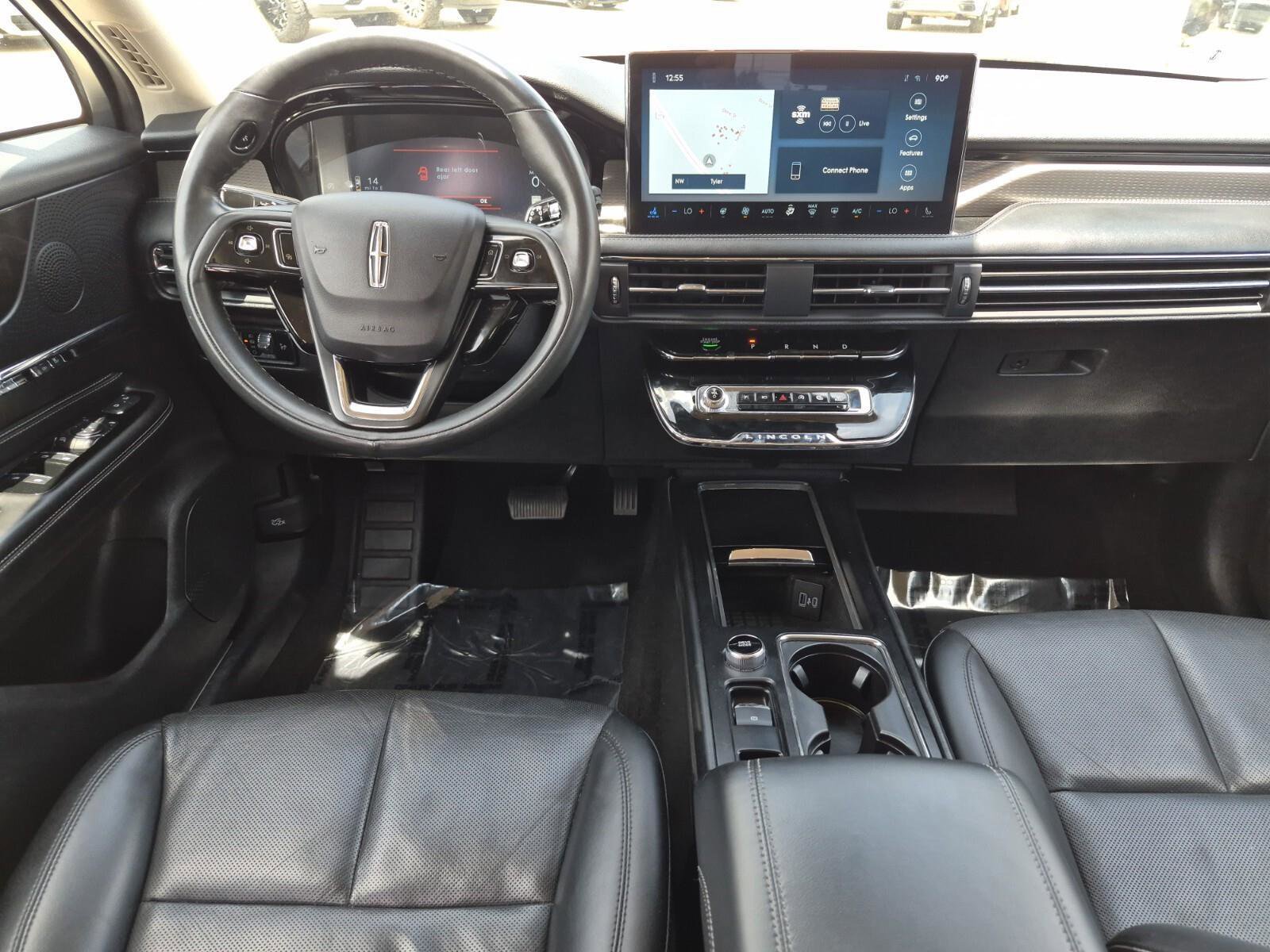 Used 2024 Lincoln Corsair Reserve w/ Equipment Group 201A AWD/4WD image 17