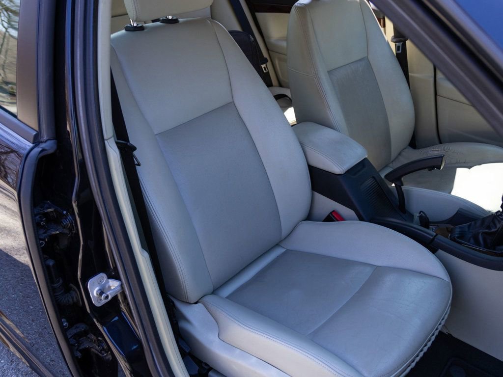 Used 2008 Saab 9-3 2.0T w/ Moonroof Package image 25