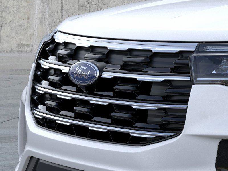 Used 2026 Ford Explorer Active w/ Active Comfort Package AWD/4WD image 17