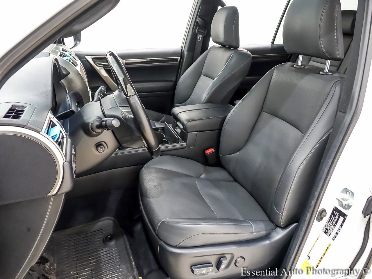 Used 2020 Lexus GX 460 Premium image 13