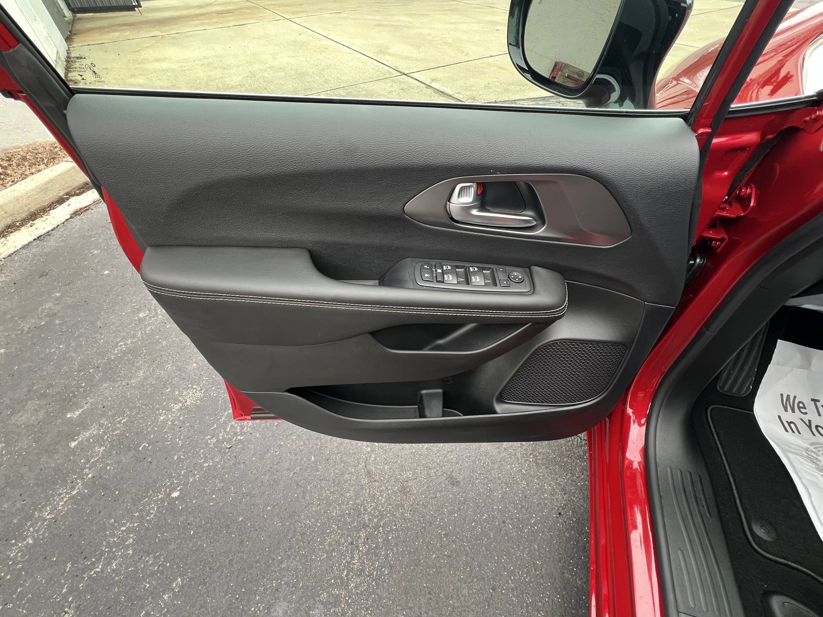 New 2026 Chrysler Voyager LX image 15