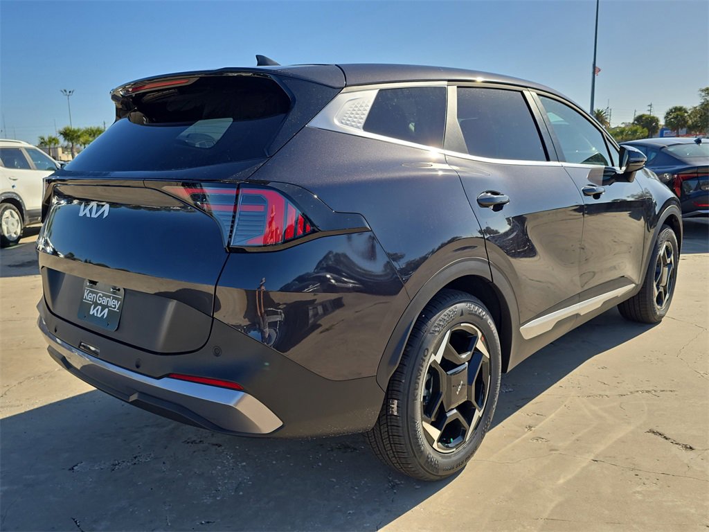 New 2026 Kia Sportage EX image 8