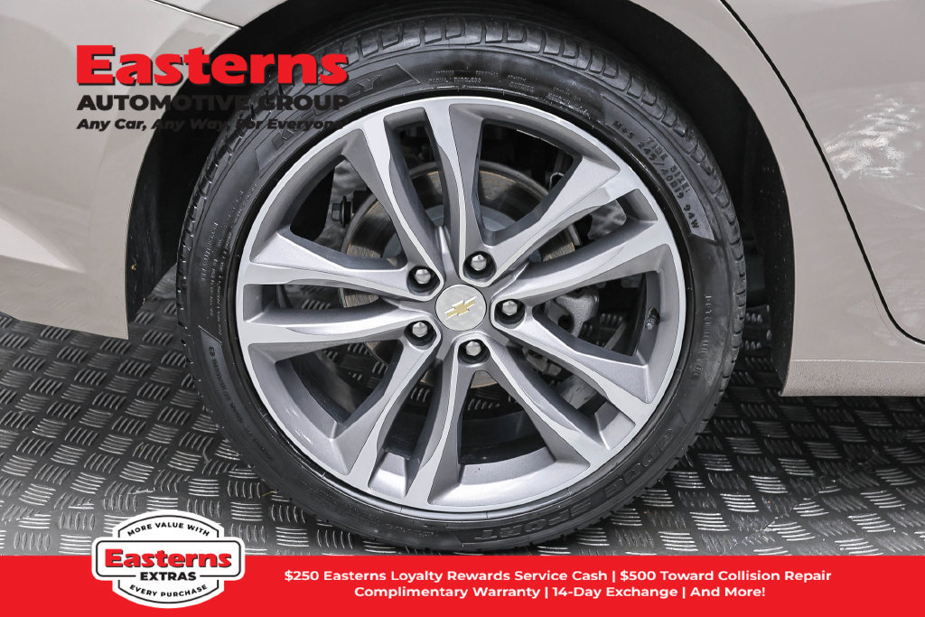 Used 2024 Chevrolet Malibu LT FWD image 33