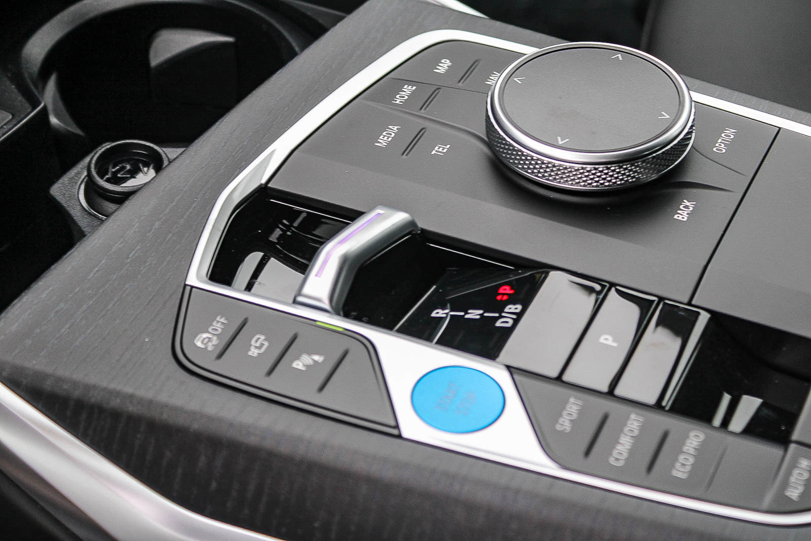 New 2026 BMW i4 eDrive40 w/ Premium Package RWD image 19
