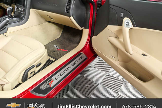 Certified 2013 Chevrolet Corvette Grand Sport w/ 3LT Preferred Equipment Group image 19