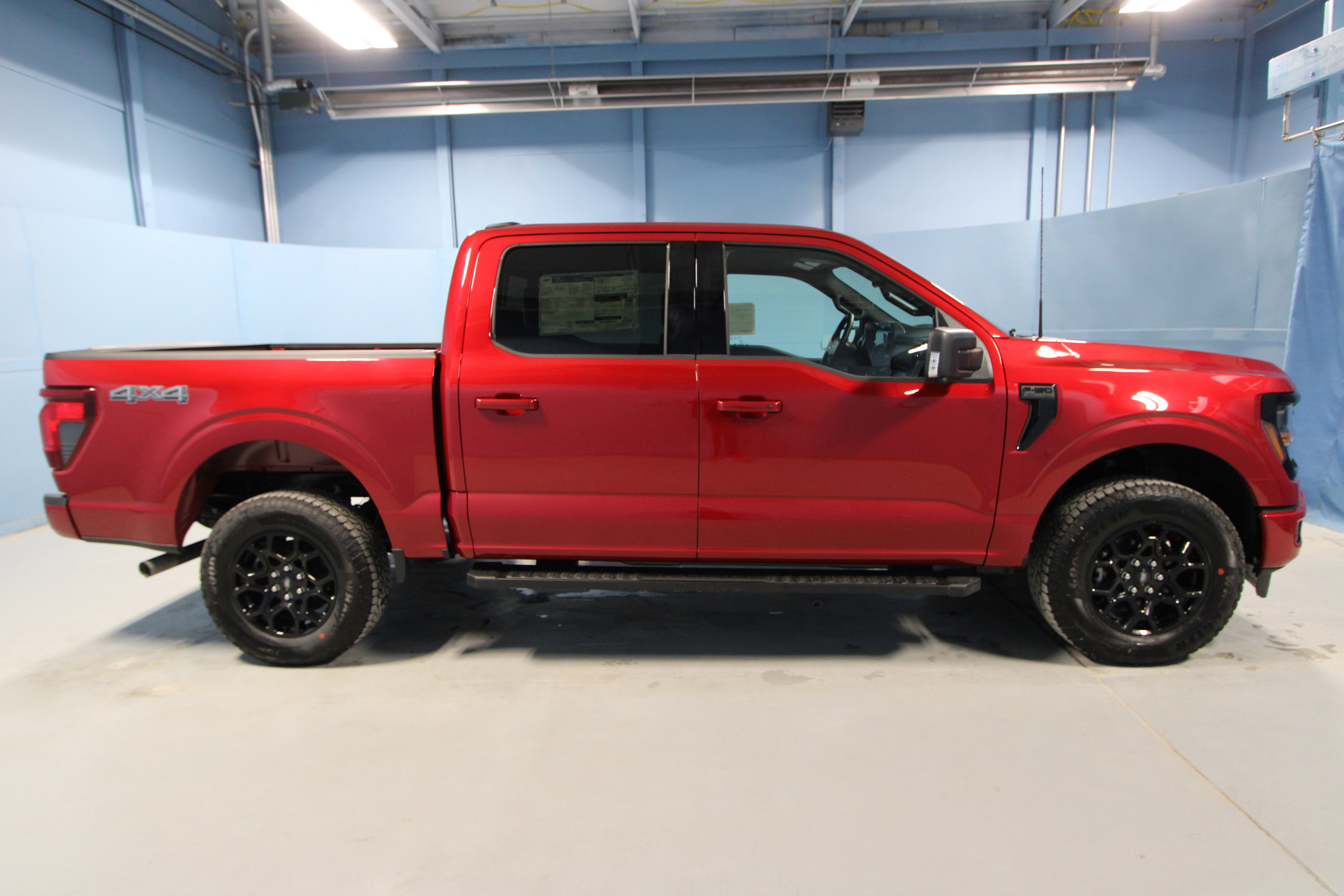 New 2025 Ford F150 XLT w/ Equipment Group 302A MID image 33