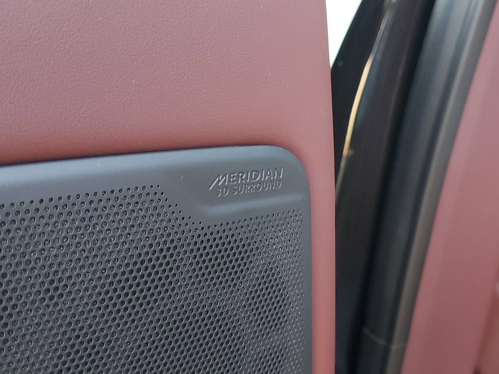 New 2026 Land Rover Range Rover SE image 11