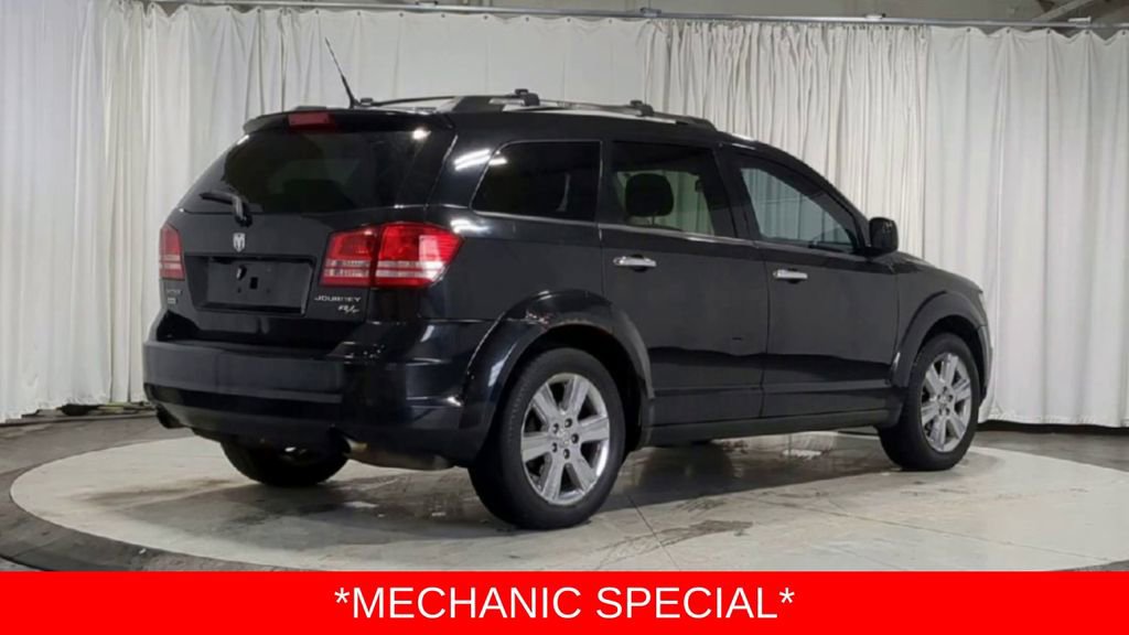 Used 2010 Dodge Journey R/T w/ Navigation & Sound Group I image 8