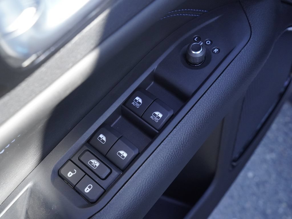New 2026 Jeep Compass Latitude AWD/4WD image 12