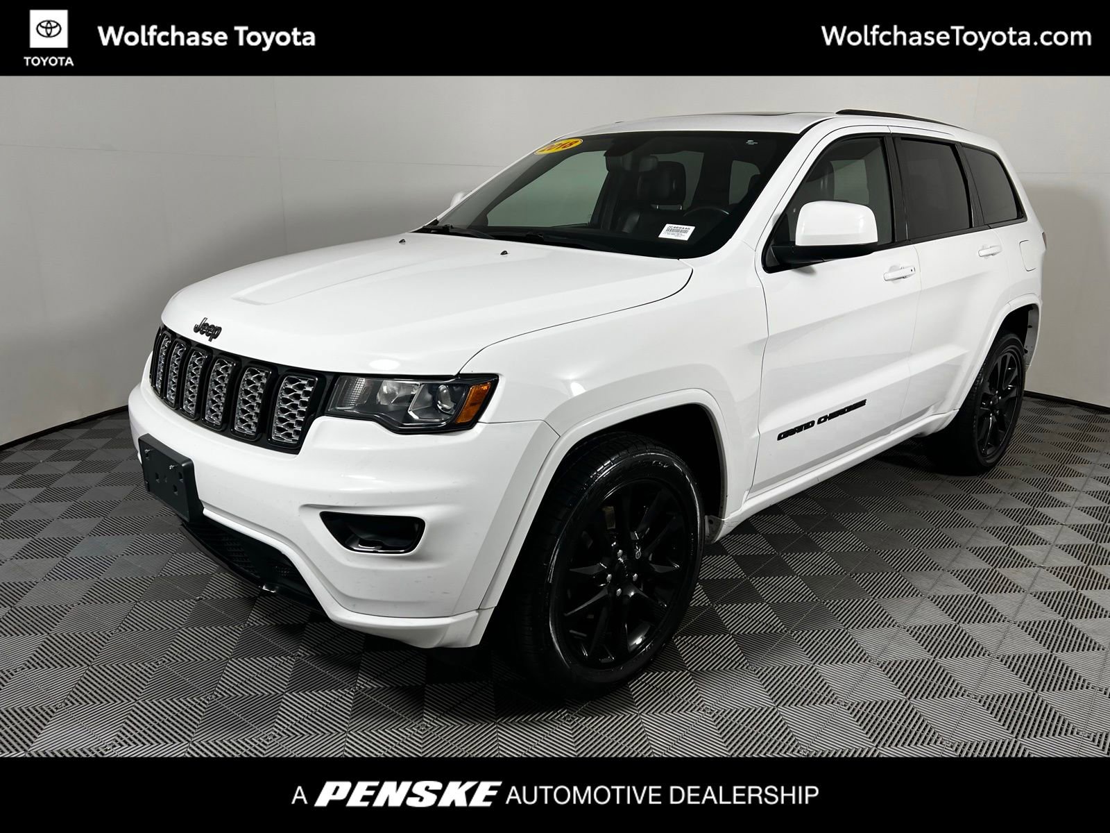 Used 2018 Jeep Grand Cherokee Altitude