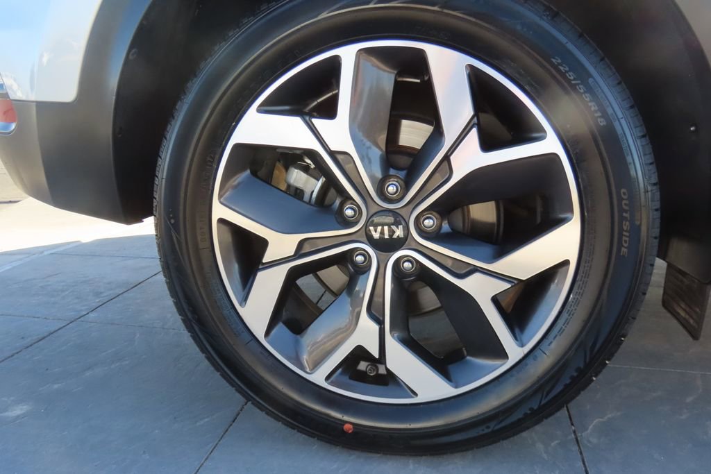 Used 2020 Kia Sportage EX image 30