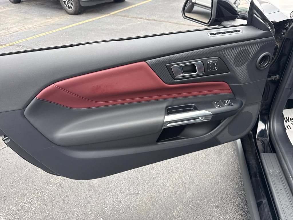 Used 2026 Ford Mustang Premium RWD image 15
