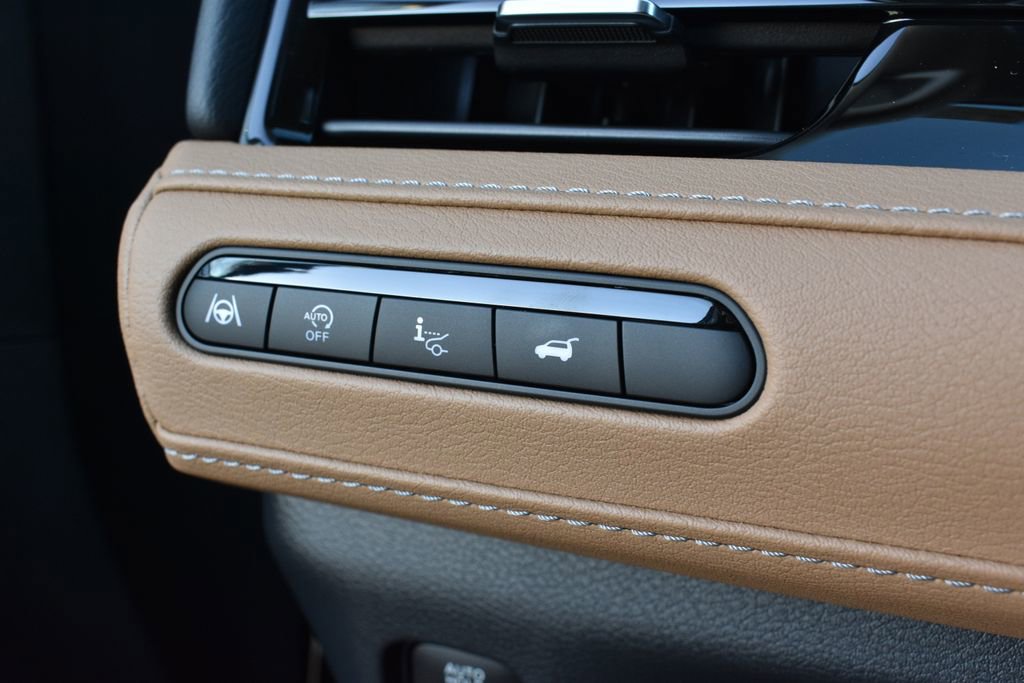 New 2026 INFINITI QX80 Luxe w/ Cargo Package AWD/4WD image 18